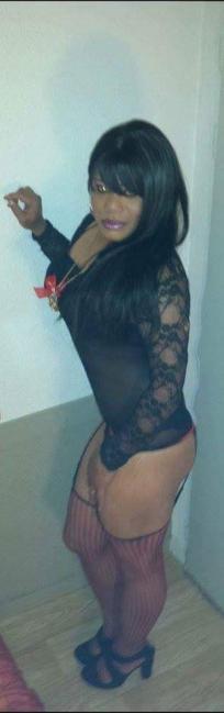 Trans magnifique et naturelle